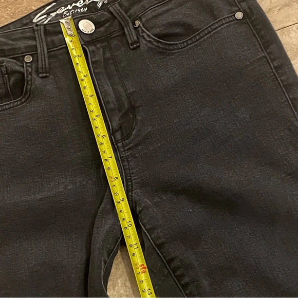 Seven7 Jeans Women’s Mid-Rise Skinny Blue Denim Size 8 Embroidered Pockets - Picture 7 of 12